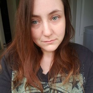 Meet your Posher, Brittney